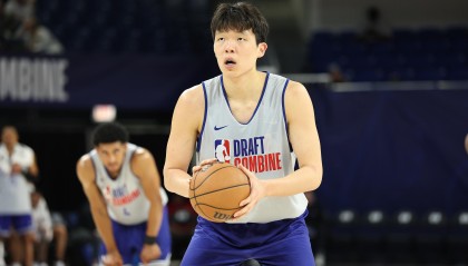 杨瀚森：试训后期会有些累，外界对我别期待太高